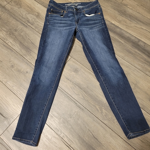 American Eagle | Super Skinny Jeans | Size 6 | Dark Wash - Picture 5 of 5